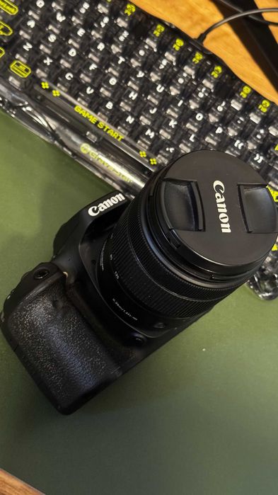 Камера Canon EOS 90 D