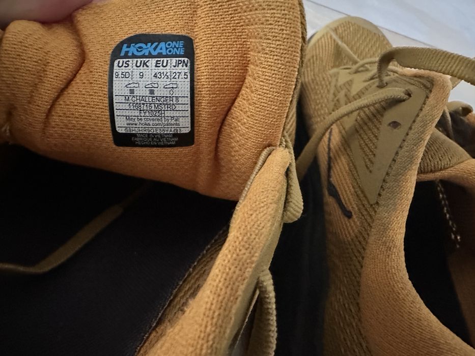 Hoka Challenger 8