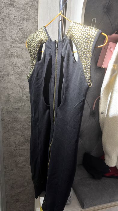 Продаю платье по фигуре