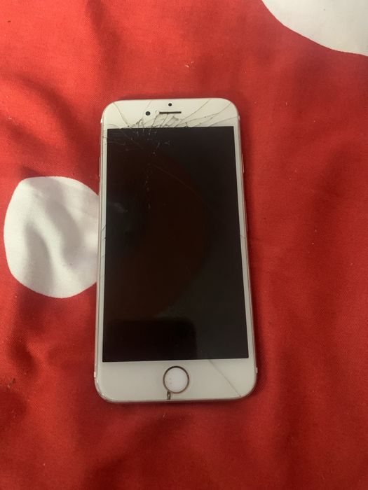 telefoane piese (BLOCATE)