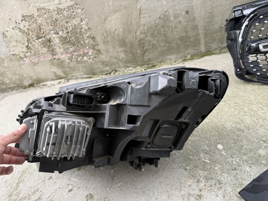 Фар и стопове за Мерцедес w222