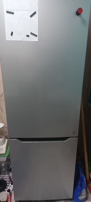 Супер холодильник Midea