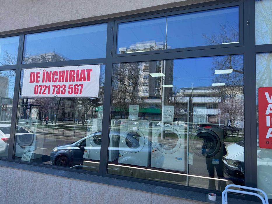 Spatiu comercial aprox 200 mp Bld .Independentei nr.59 bl.Turn- Braila