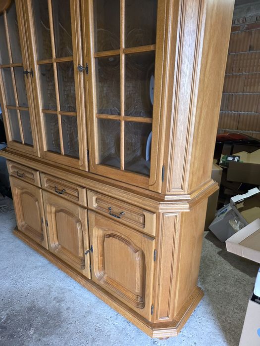 Винтидж трапезен бюфет / витрина от масивна дъбова дървесина