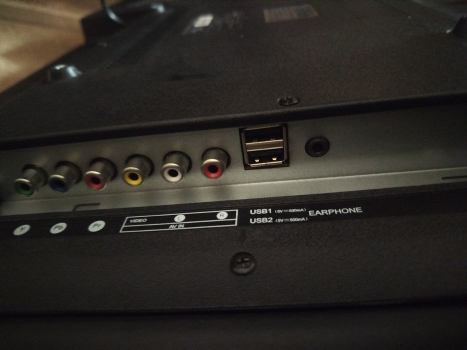 Телевизор Elenberg