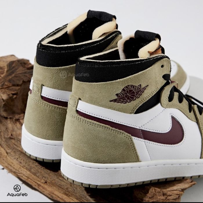 Кроссовки Jordan 1