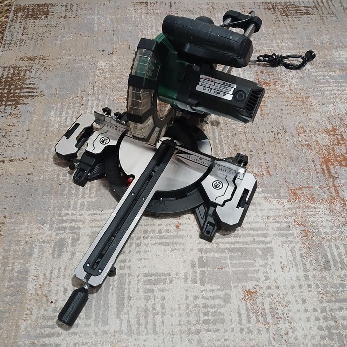 Продам торцовка углорез