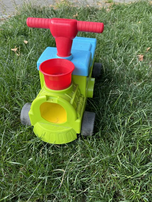 Masinuta Fisher Price, Tootin Train