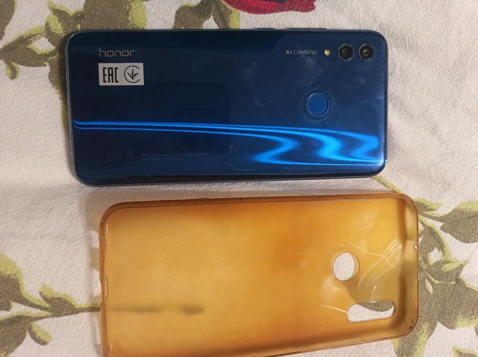 Продам Honor 10 Lite