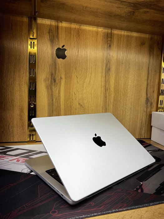 MacBook M2 pro 16/512 99% 40 sikl