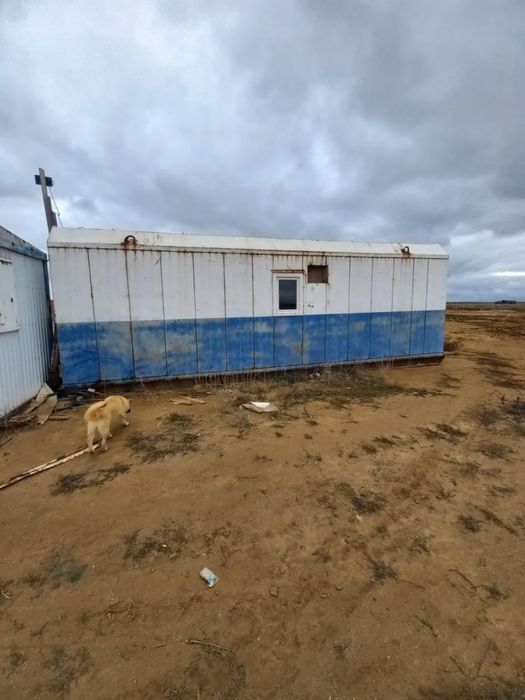 Продам 2 контейнера