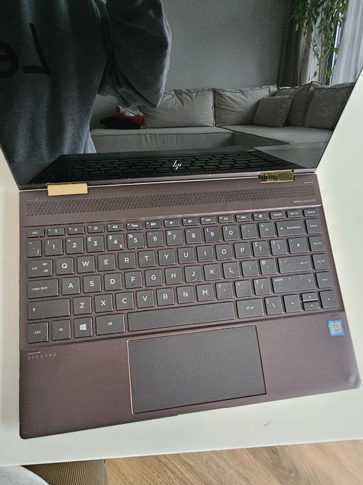 Лаптоп HP Spectre x360 13-ae004na 8GB, може да става на таблет