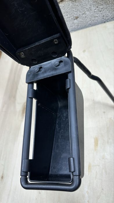 Подлакътник kamei за opel corsa b vw scoda  духалки audi a4 b6 ауди