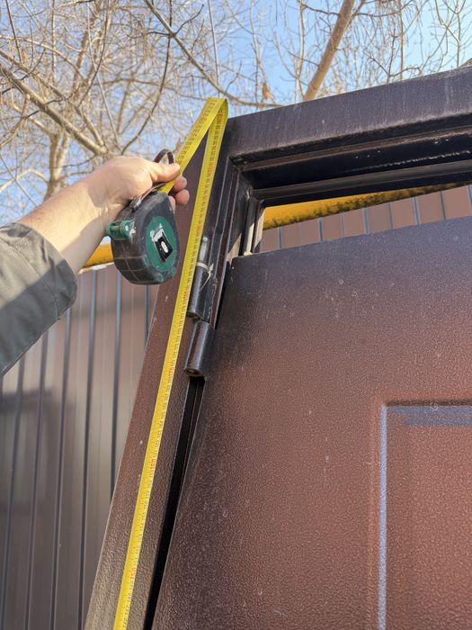 Продам дверь входную