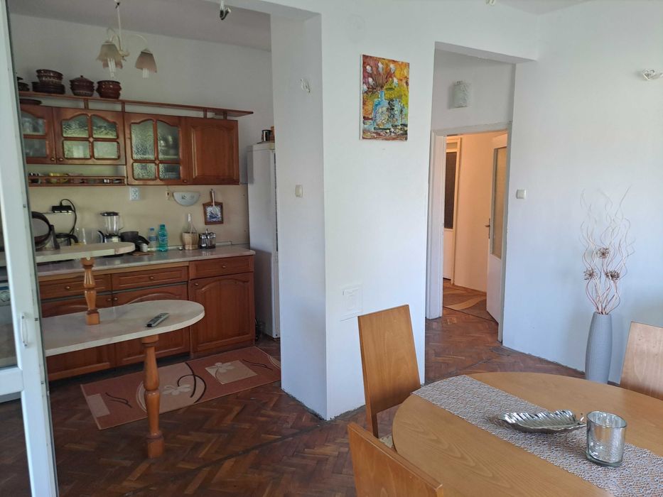 Продава се Тристаен апартамент в Плевен, Широк център - 121 кв.м за 1488 €/кв.м - Снимка #9