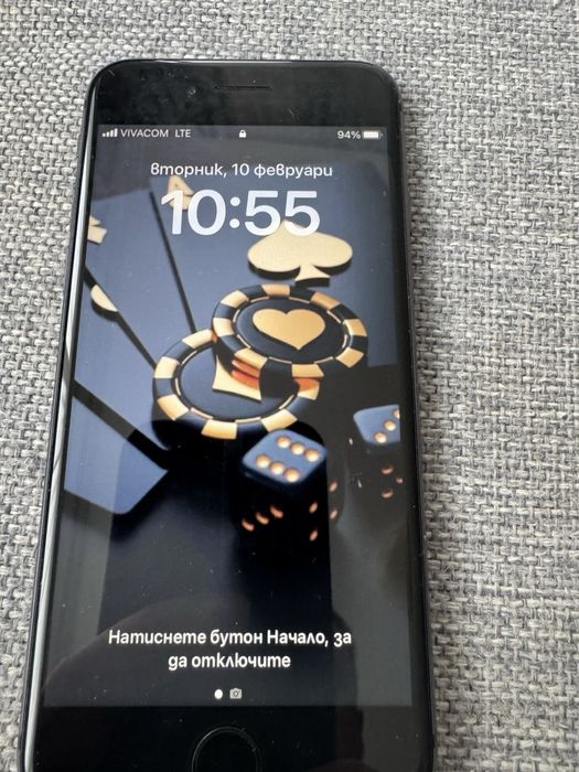 iPhone 8 100% батерия идеален