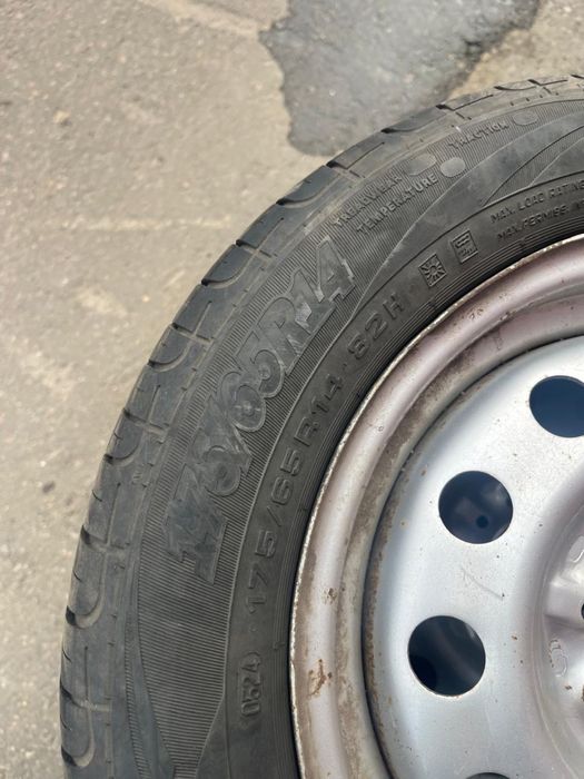 Продам колеса.