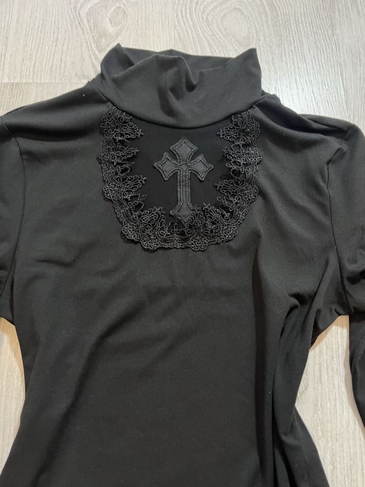 готическа блуза с дълъг ръкав