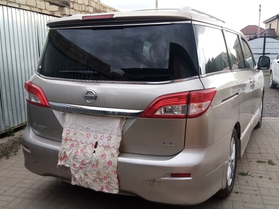 Ниссан квест 2012