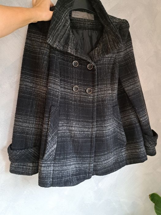 Дамско вълнено палто Zara s размер,подарък шал