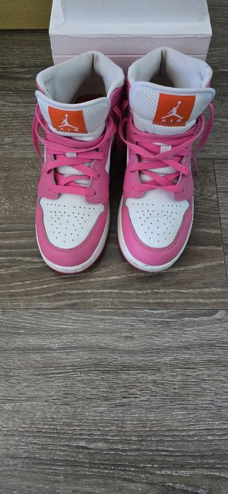 Vând Jordan Originali