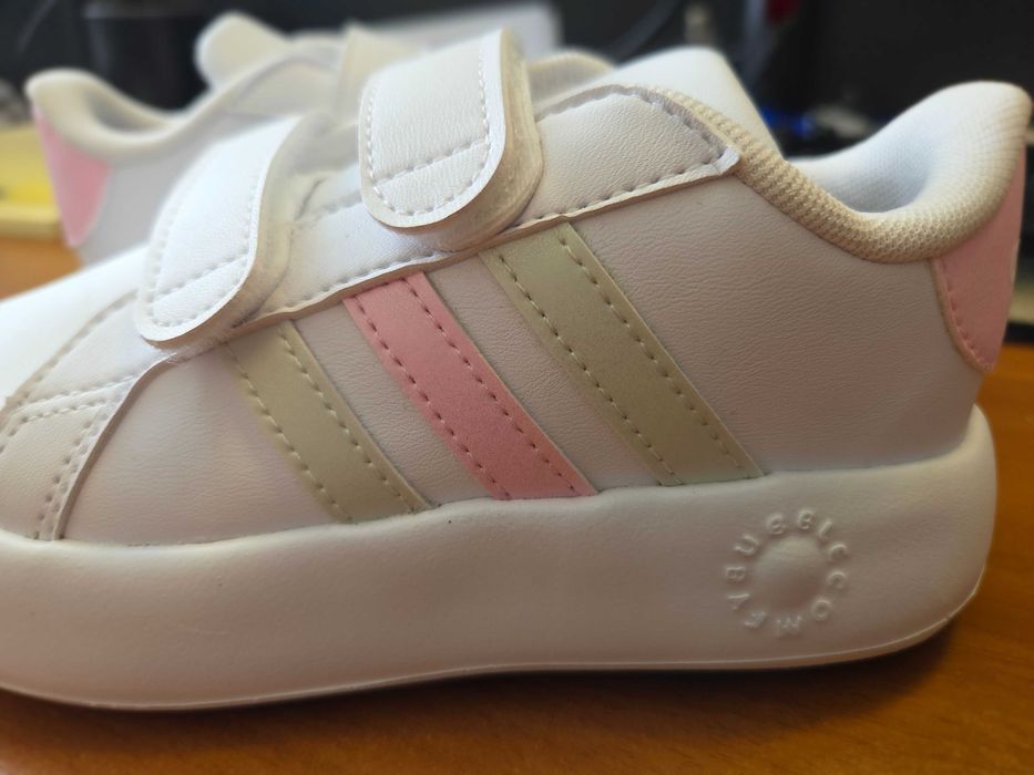 Маратонки Adidas BubbleComfy