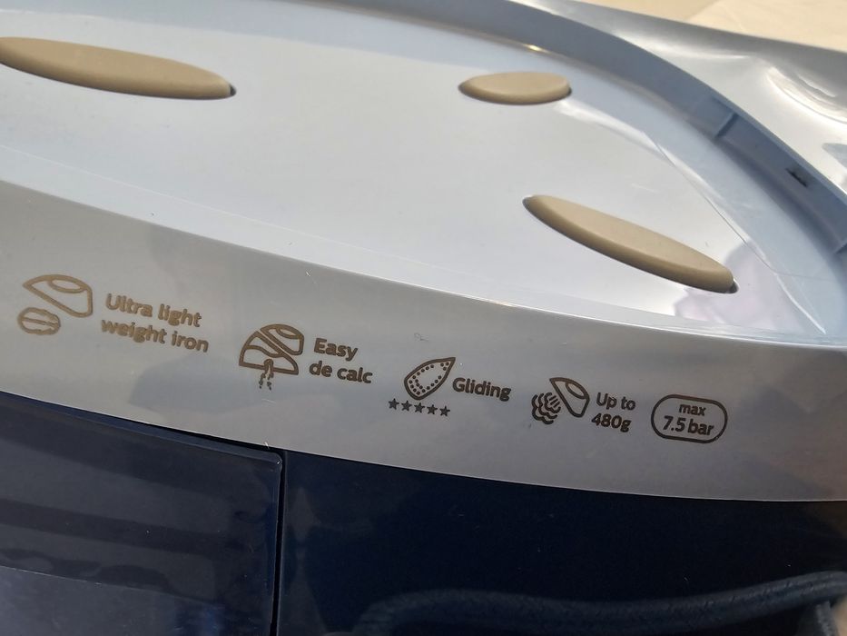 Vand statie de calcat philips