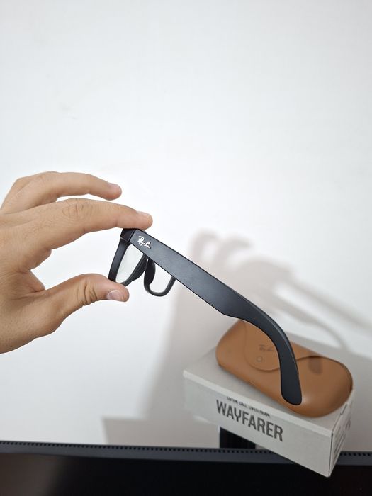 Умные очки Ray-Ban Meta Wayfarer Gen 1 как новые в наличии