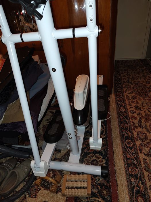 Aparat gimnastica eliptica Techfit 490