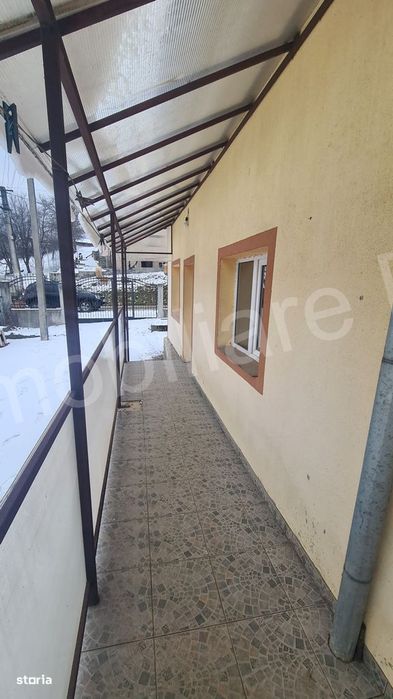 Casă de vânzare în comuna Valea Iașului, județ Argeș.