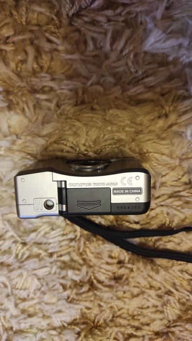 Olympus i Zoom 2000 Фотоапарат - Оригинал