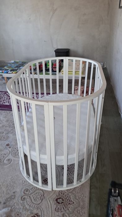 Продам кровать детский манеж