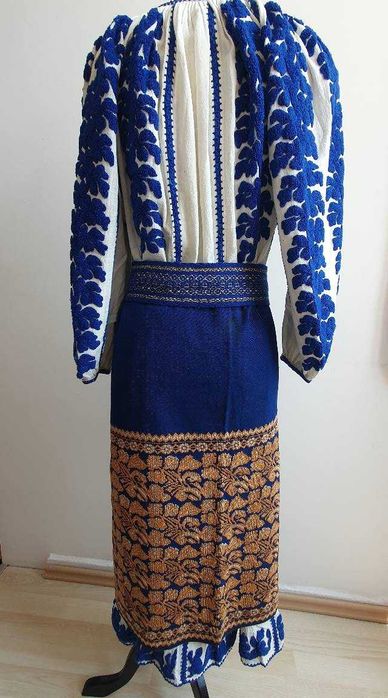 REDUCERE 20%! Costum popular (ie/camasa cu poale, fota/zadie/valnic)