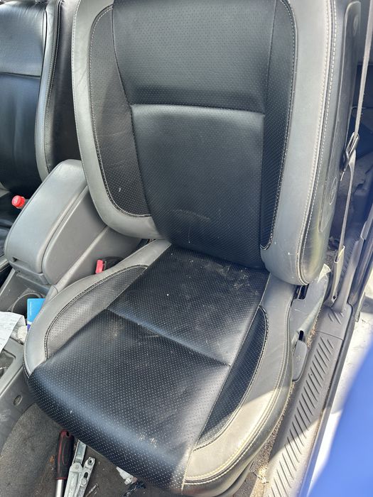 Interior piele sacune incalzite si banchete Ford Ranger mazda bt 50
