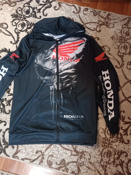 Продам мастерку.