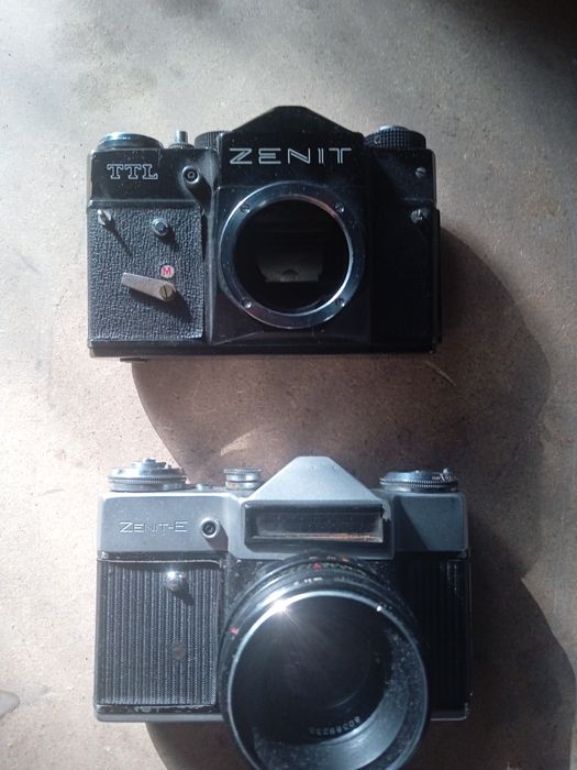 Фотоаппараты зенит, любитель продам