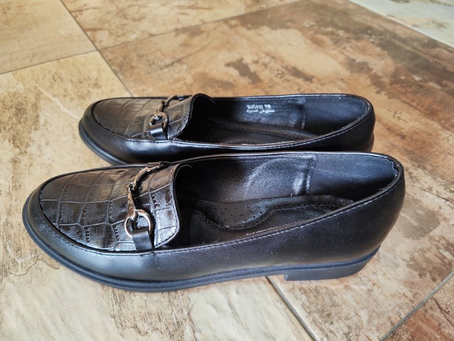 Официални ниски обувки