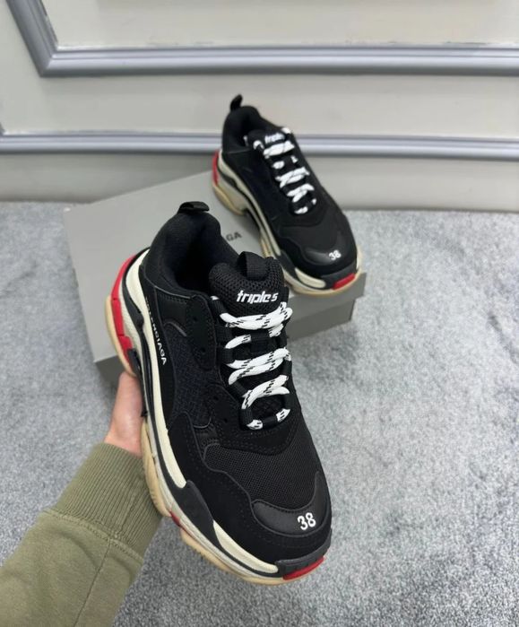 Balenciaga Triple S