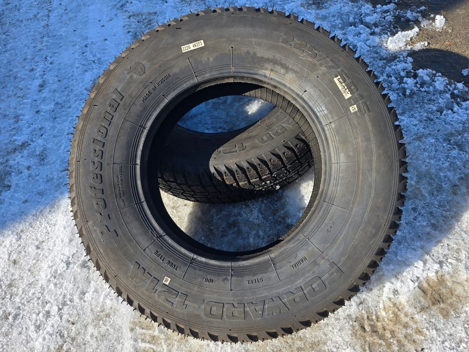 Шина 225 /75/16 новое