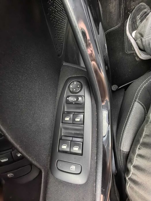 Peugeot 208, 2016, 1.2 benzina+GPL