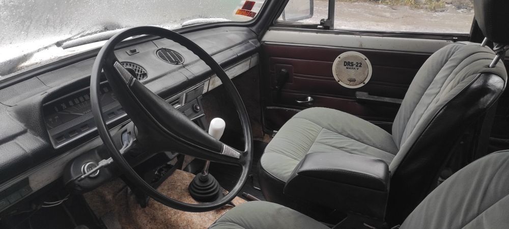 Продам ваз 21011