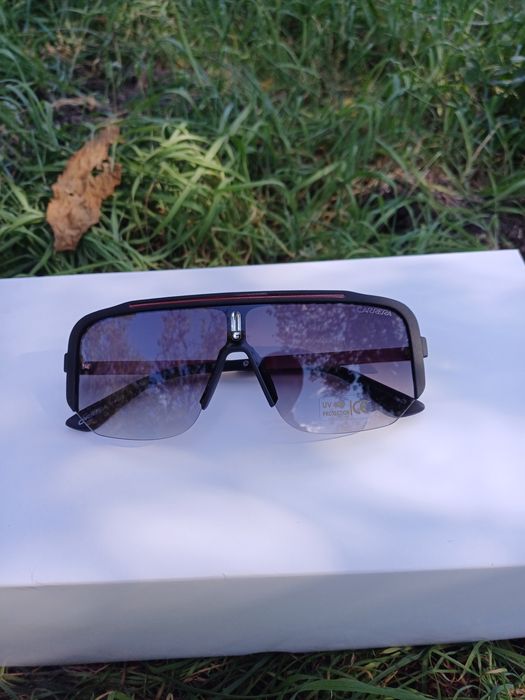 Ochelari de soare Carrera mov