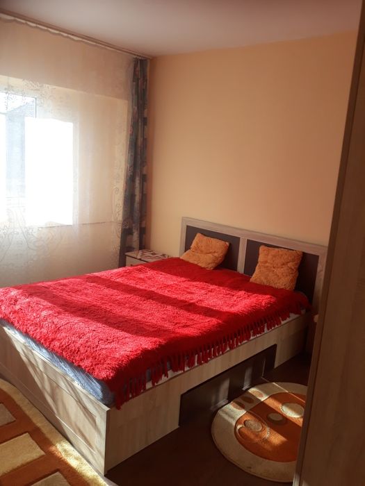 Închiriez garsonieră