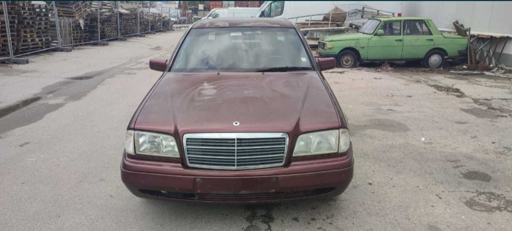 На части: MERCEDES C180 W202