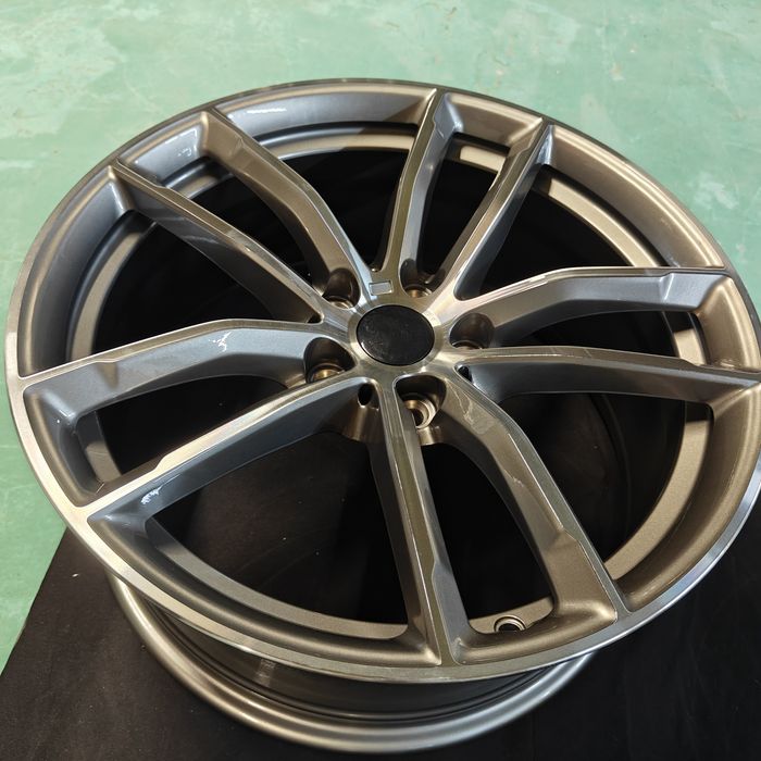 R18 PCD 5* 112 Комплект новых легкосплавных дисков H3003F