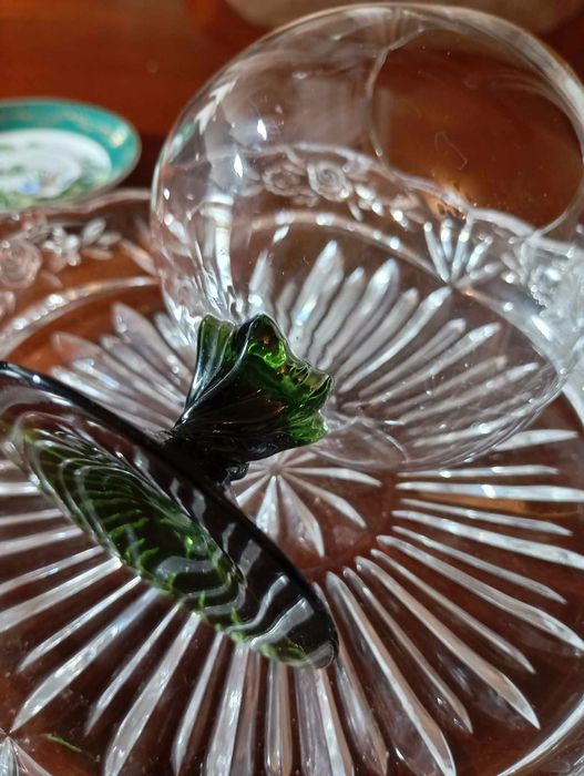 Portelan/cristal, bibelouri, etc. din vitrina 2