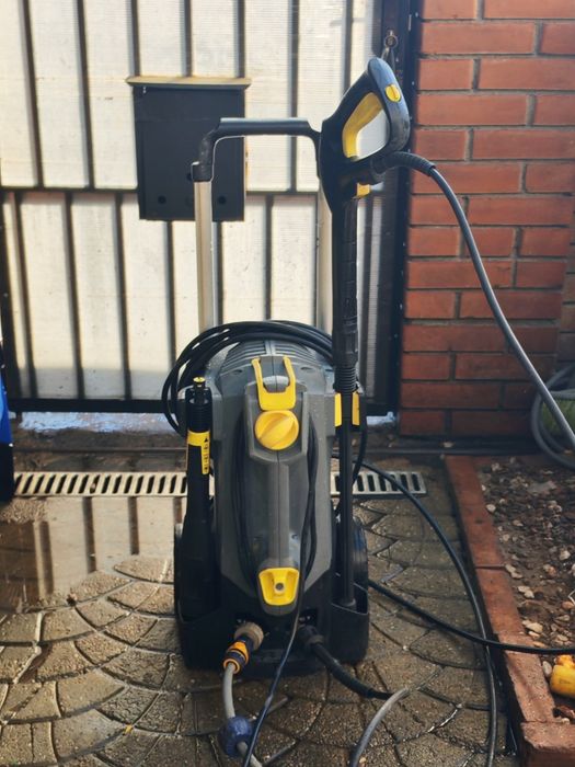 Aparat de spălat cu presiune Profesional Karcher 5-15c 200bariMax