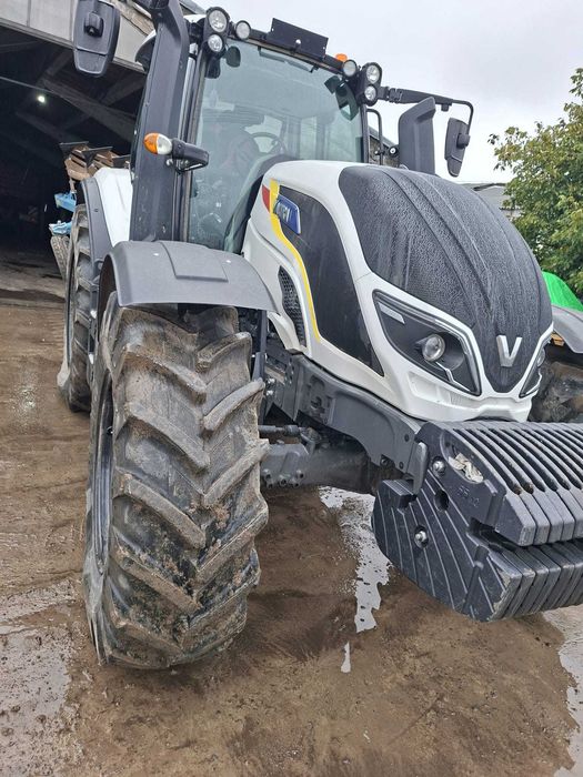 Tractor Valtra T144