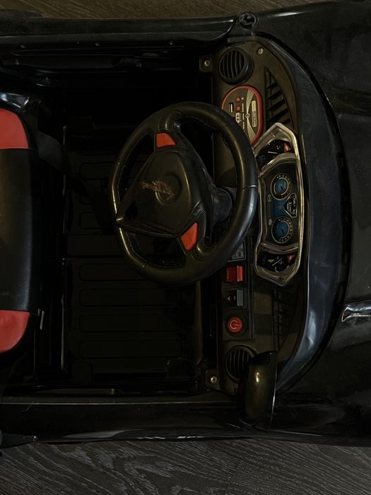 Срочно продам детскую машину