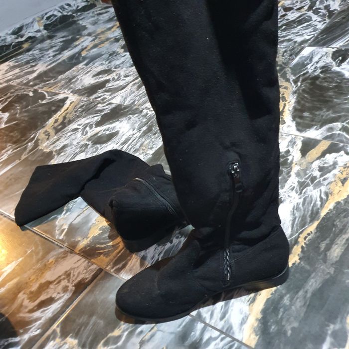 Cizme de piele întoarsă